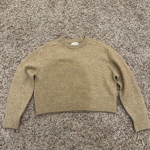 Universal Thread Women's Beige Crew Neck Sweater